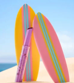 *Aloha, Babes!* - Brillo de labios en stick><noscript><img width=