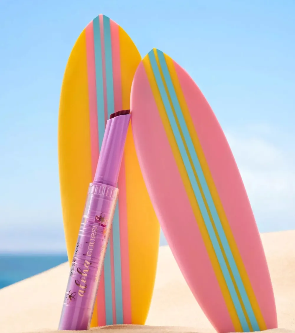 *Aloha, Babes!* - Brillo de labios en stick>essence Online