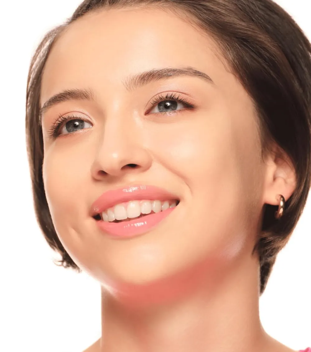 Barra de labios Glossy Glaze - 02: On Cloud Nude>essence Outlet