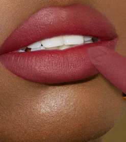 Barra de labios Matte Pleasure - Karma Red><noscript><img width=