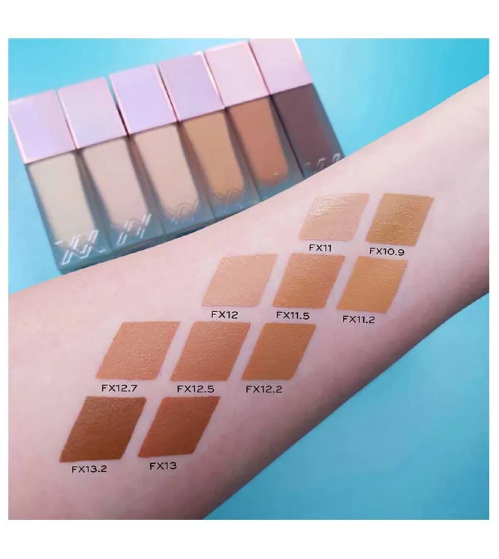 Base de maquillaje Glow Skin Fauxxdation - FX16.7>XX Revolution Outlet