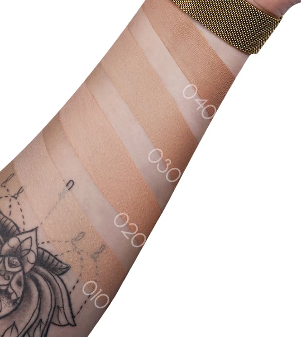 Base de maquillaje HD Liquid Coverage: 040 Warm Beige>Catrice Clearance