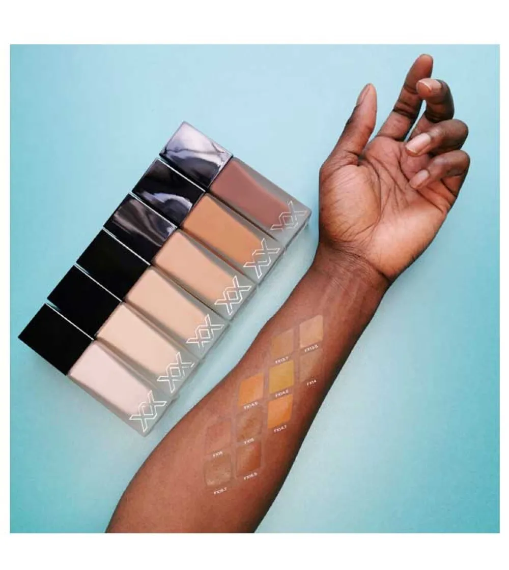 Base de maquillaje Liquid Skin Fauxxdation - FX15>XX Revolution Outlet