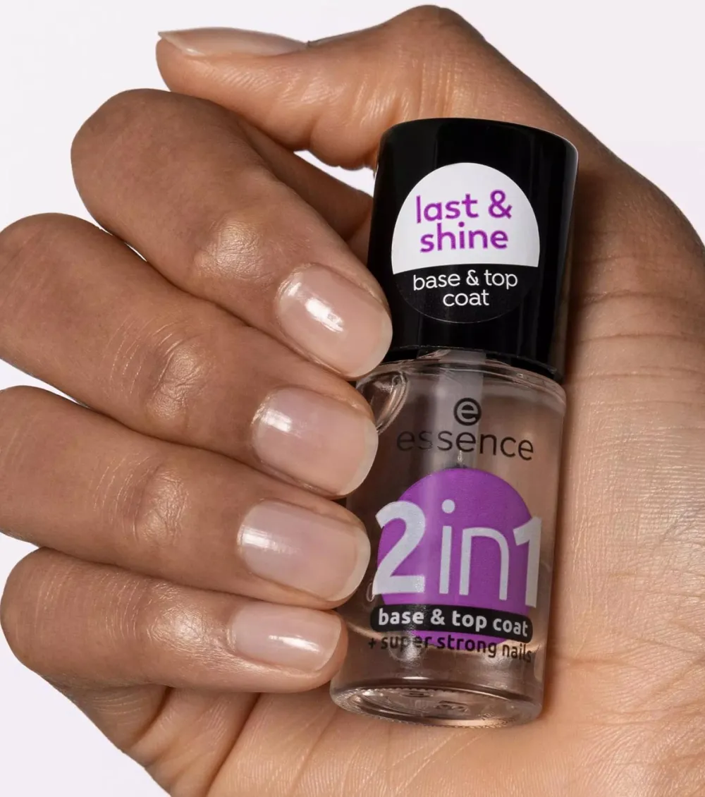 Base de uñas y top coat 2 en 1>essence Online