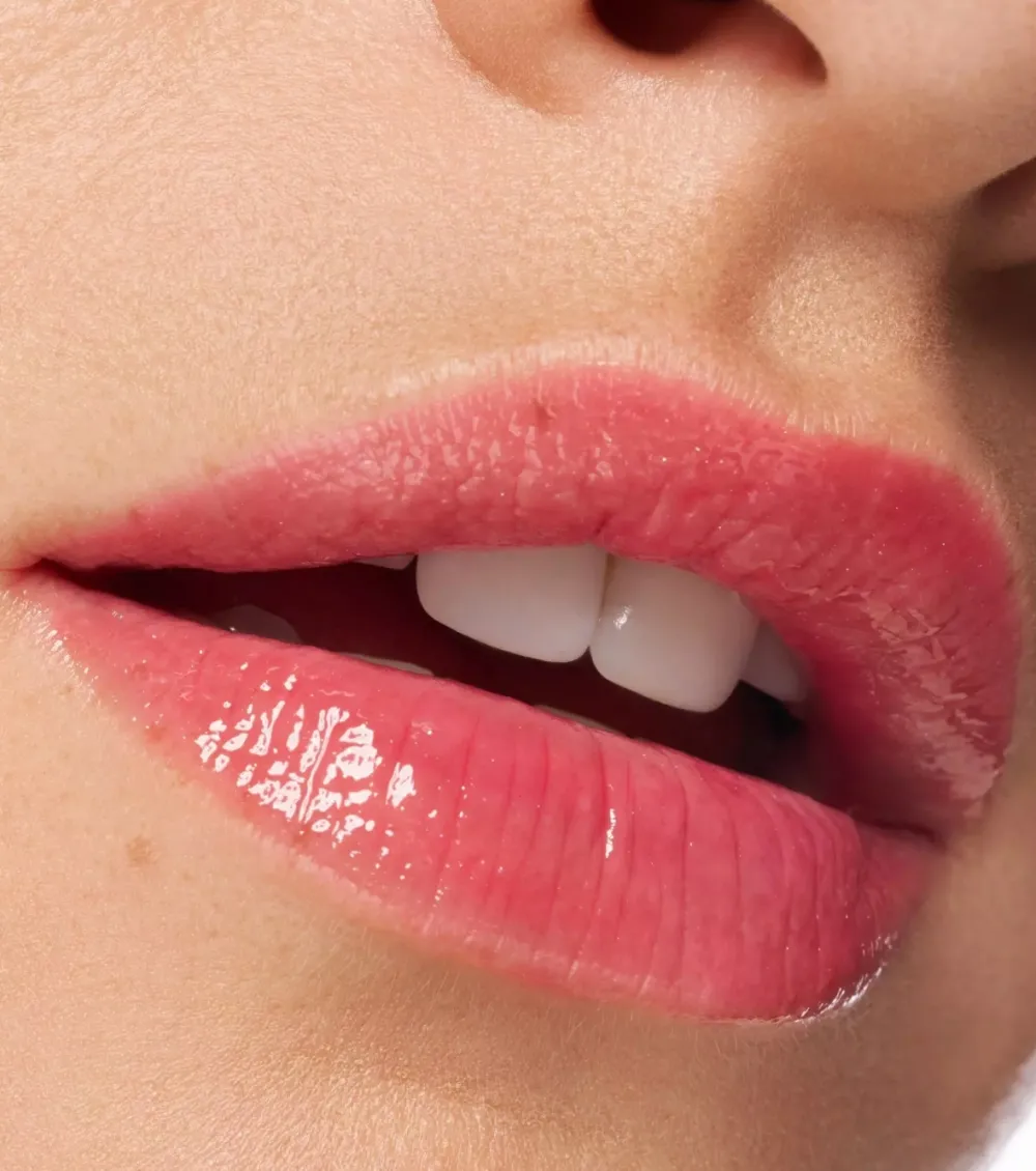 Brillo de labios Chili Bomb - 01: Strawberry Salsa>essence Hot