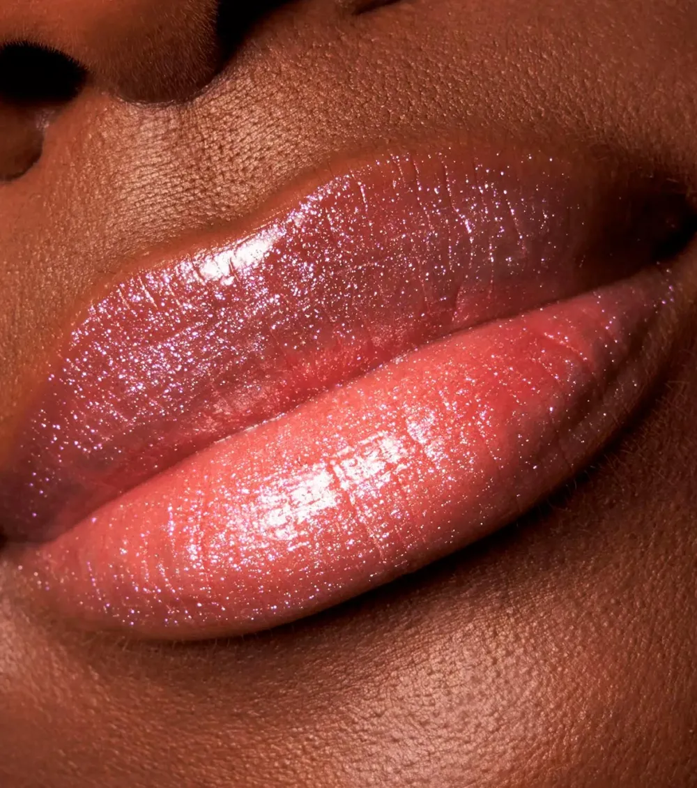 Brillo de labios multirreflejos Meta Glow - 01: Cyber Space>essence Hot