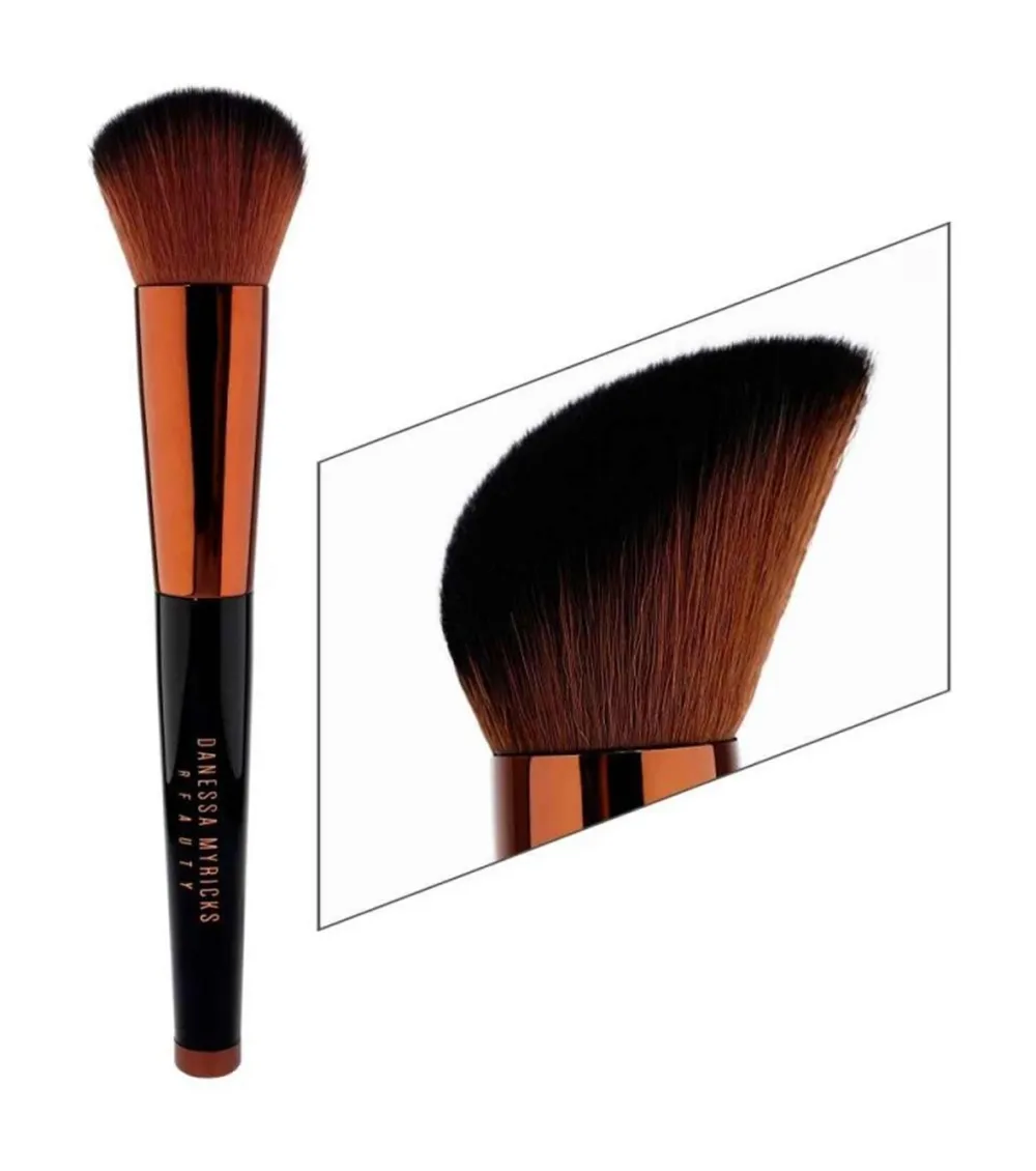 Brocha multiusos Yummy Face 1.0 All Over Complexion>Danessa Myricks New