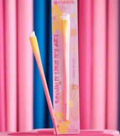 *Brush It Like It's Art* - Brocha para cejas Brows on Fleek Like a Masterpiece!><noscript><img width=