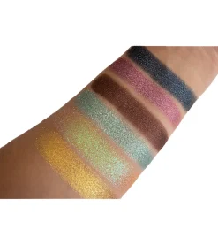 ConMdeMiriam Collection - Paleta de pigmentos prensados All I Want>CORAZONA