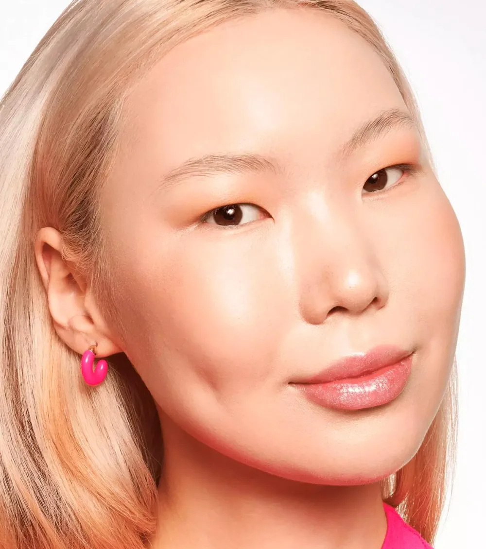 Crema hidratante con color Skin Tint - 20>essence Sale