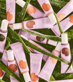 Crema hidratante con color Skin Tint - 100><noscript><img width=