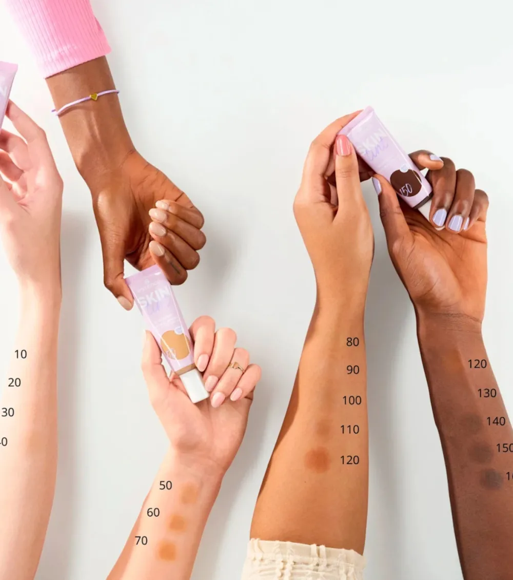 Crema hidratante con color Skin Tint - 150>essence Clearance