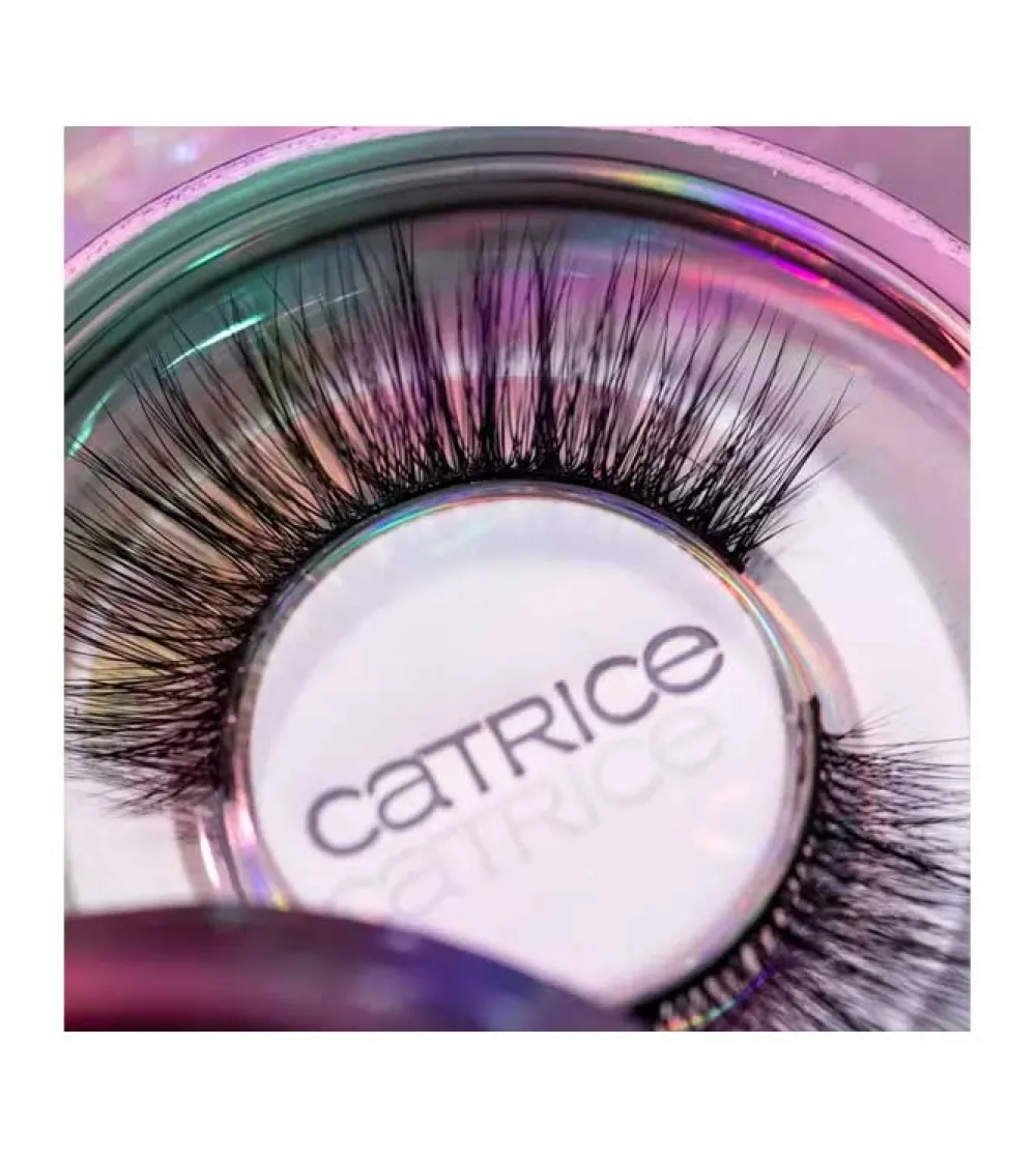 *Dear Universe* - Pestañas postizas efecto 3D - C02: I Am Curious>Catrice Outlet