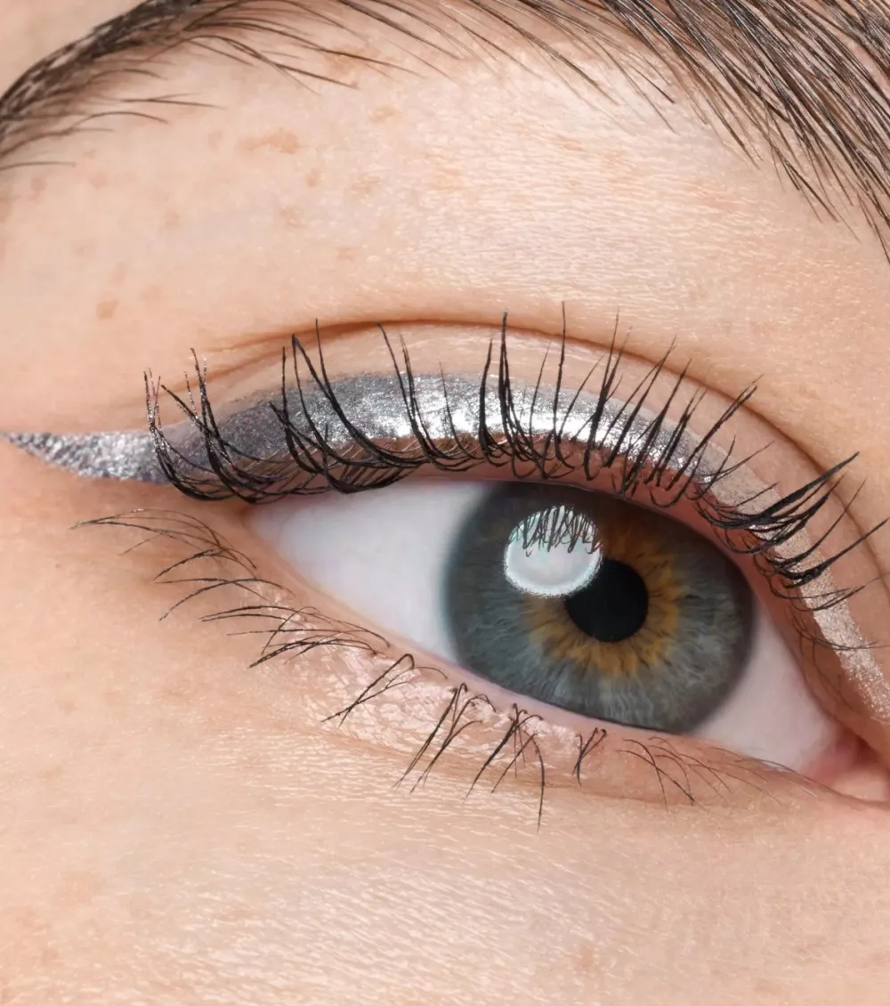 Eyeliner Space Glam Liquid Effect - 010: Moonstone Metallic>Catrice Sale