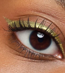 Eyeliner Space Glam Liquid Effect - 020: Galactic Glitter><noscript><img width=