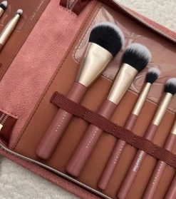 Kit neceser con 13 brochas Vegan Brushes>Maria Orbai Outlet
