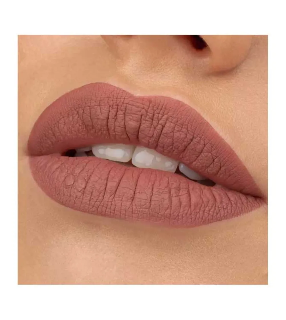 Labial líquido 8h Matte - 02: Silky Hazelnut>essence Best