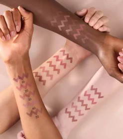 Lápiz de labios Creamy Nudes - 010: Mocha Me Happy><noscript><img width=