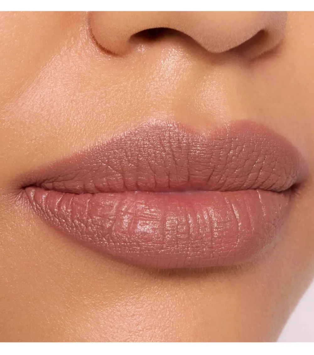 Lápiz de labios Creamy Nudes - 050: Happy Hazelnut>Catrice Sale