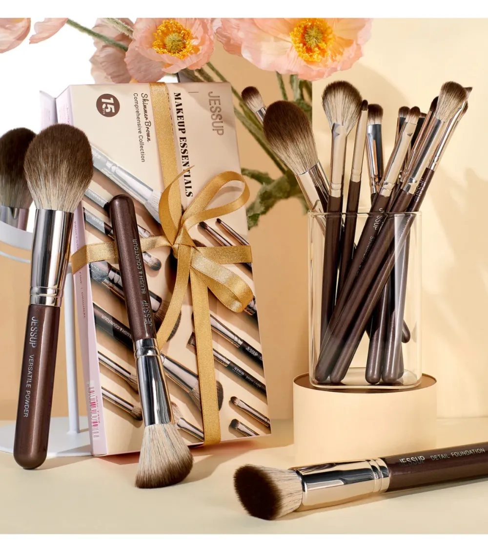 *Makeup Essentials in a Box* - Set de 15 brochas - Shimmer Brown>Jessup Beauty Best