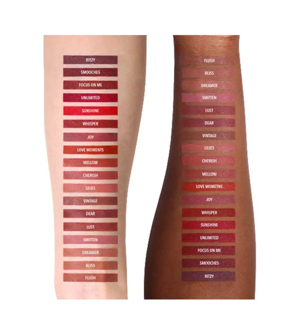 - Barra y perfilador de labios Lip Bloom - 16: Focus on me>MOIRA Hot