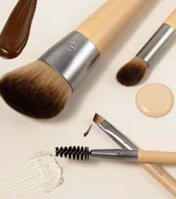 *New Natural* - Set de brochas Conceal, Enhance & Sculpt Trio><noscript><img width=