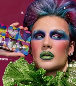 Paleta de rostro Love is Love><noscript><img width=