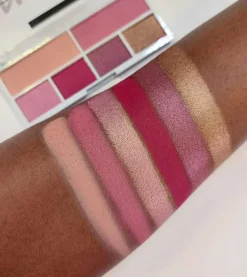 Paleta de sombras Colour Play - Sincere>Revolution Relove Best