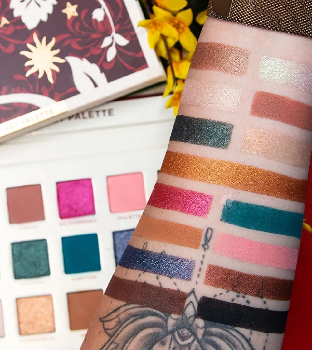 Paleta de sombras de ojos - Secret Palette>Nabla Clearance