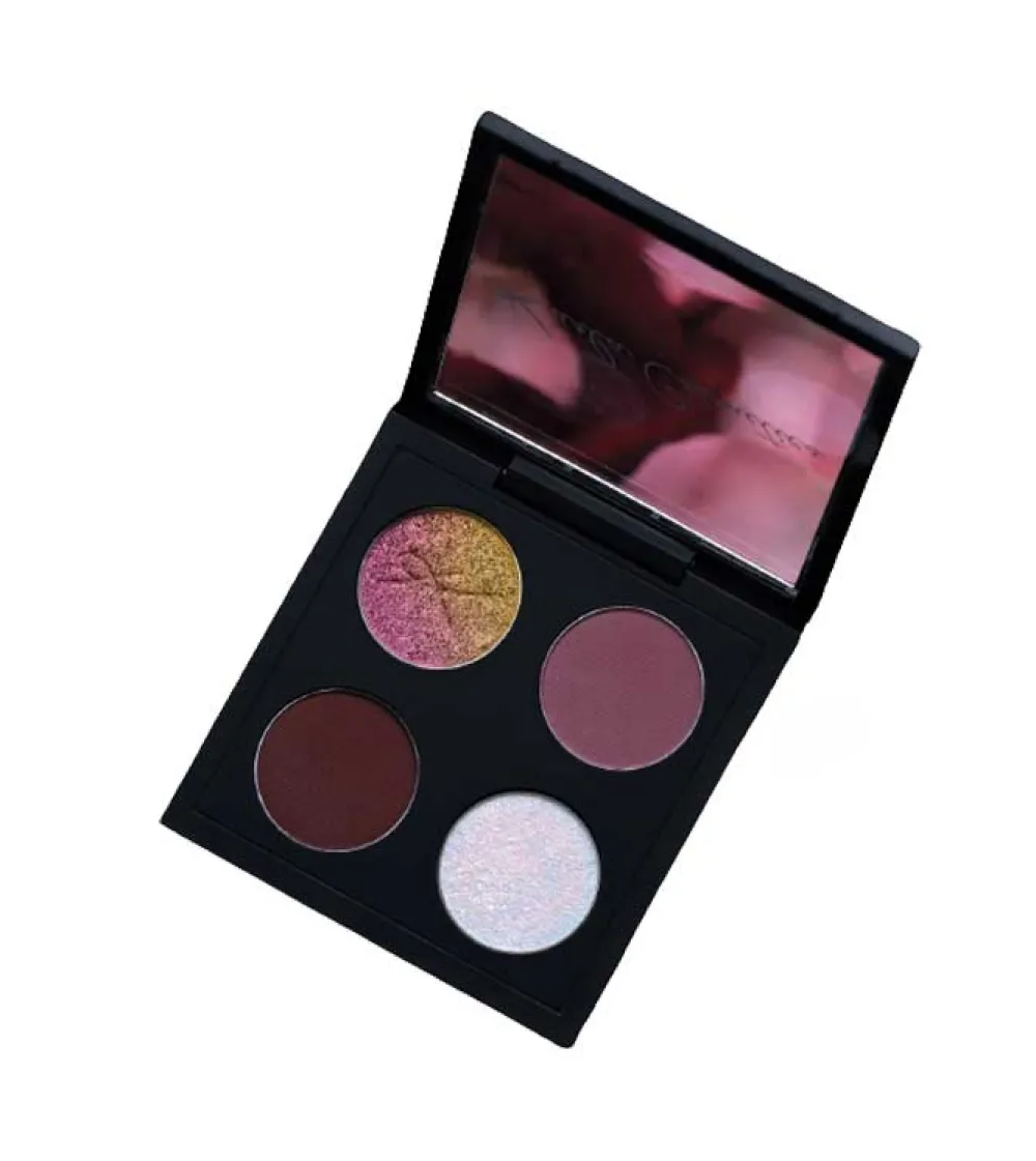 Paleta de sombras multicromo Romance Quad>Karla Cosmetics Clearance
