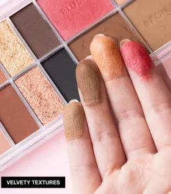 Paleta de sombras y rostro All in One><noscript><img width=