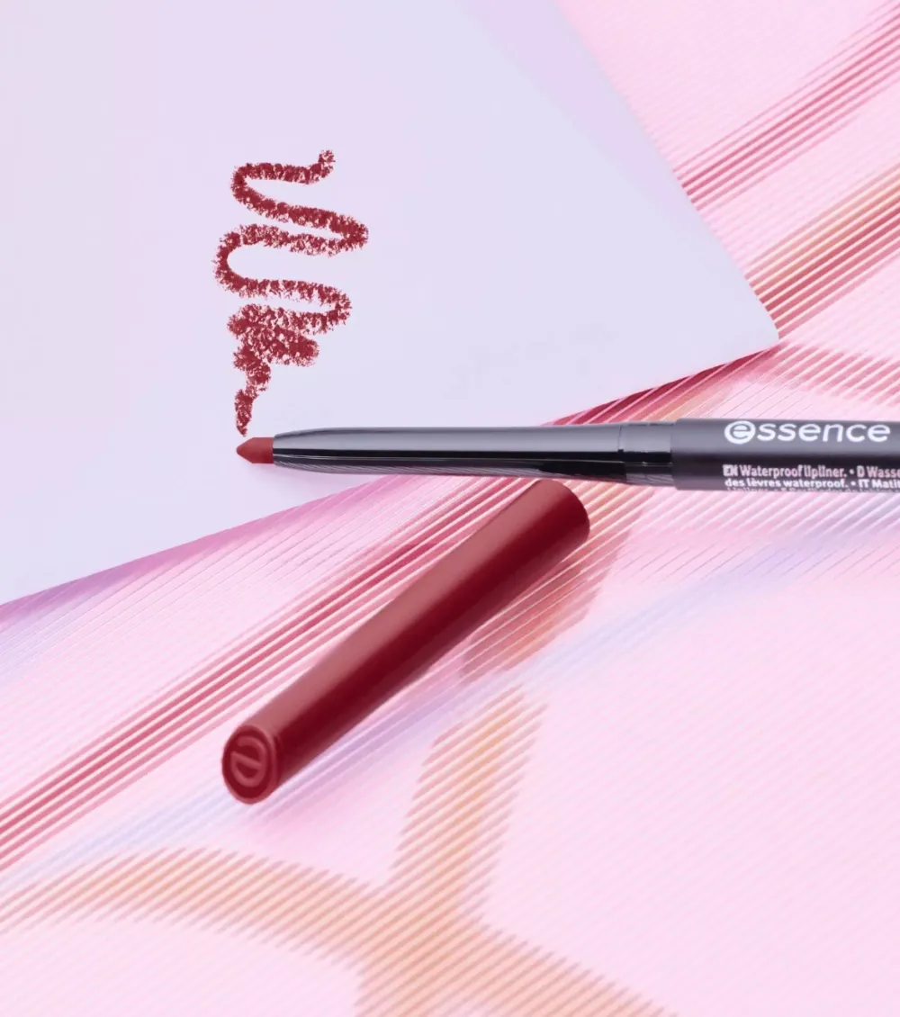 Perfilador de labios 8h Matte comfort - 17: Must Have Brown>essence Hot