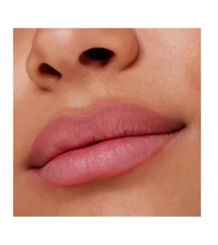 Perfilador de labios 8h Matte confort - 04: Rosy Nude><noscript><img width=
