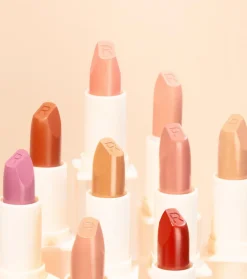Revolution - Barra de labios satinada Lip Allure - Stiletto Brown><noscript><img width=