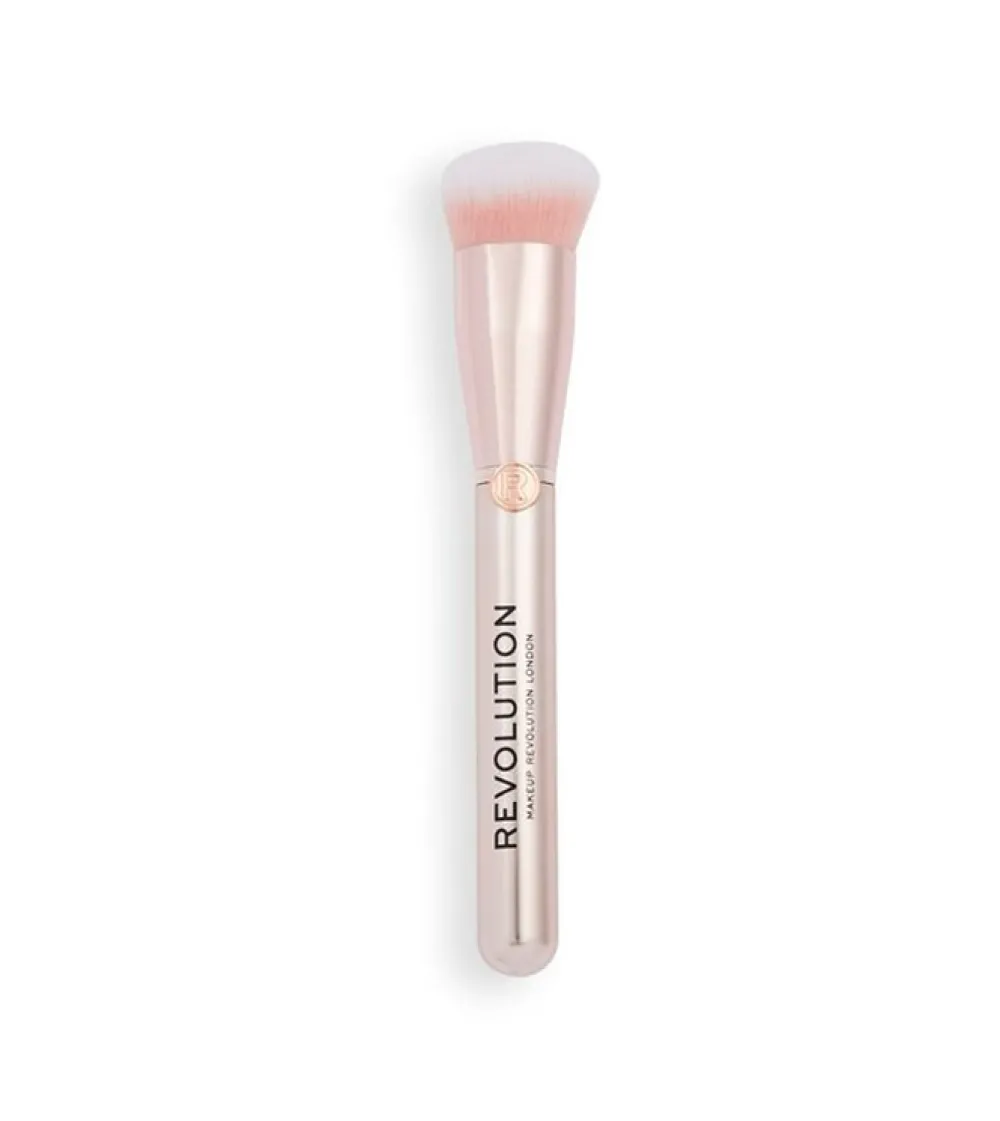 Revolution - Brocha Biselada para Base de Maquillaje Create - R8>Makeup Revolution Sale