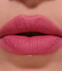 Revolution - Labial líquido mate Air Blur - Sultry><noscript><img width=