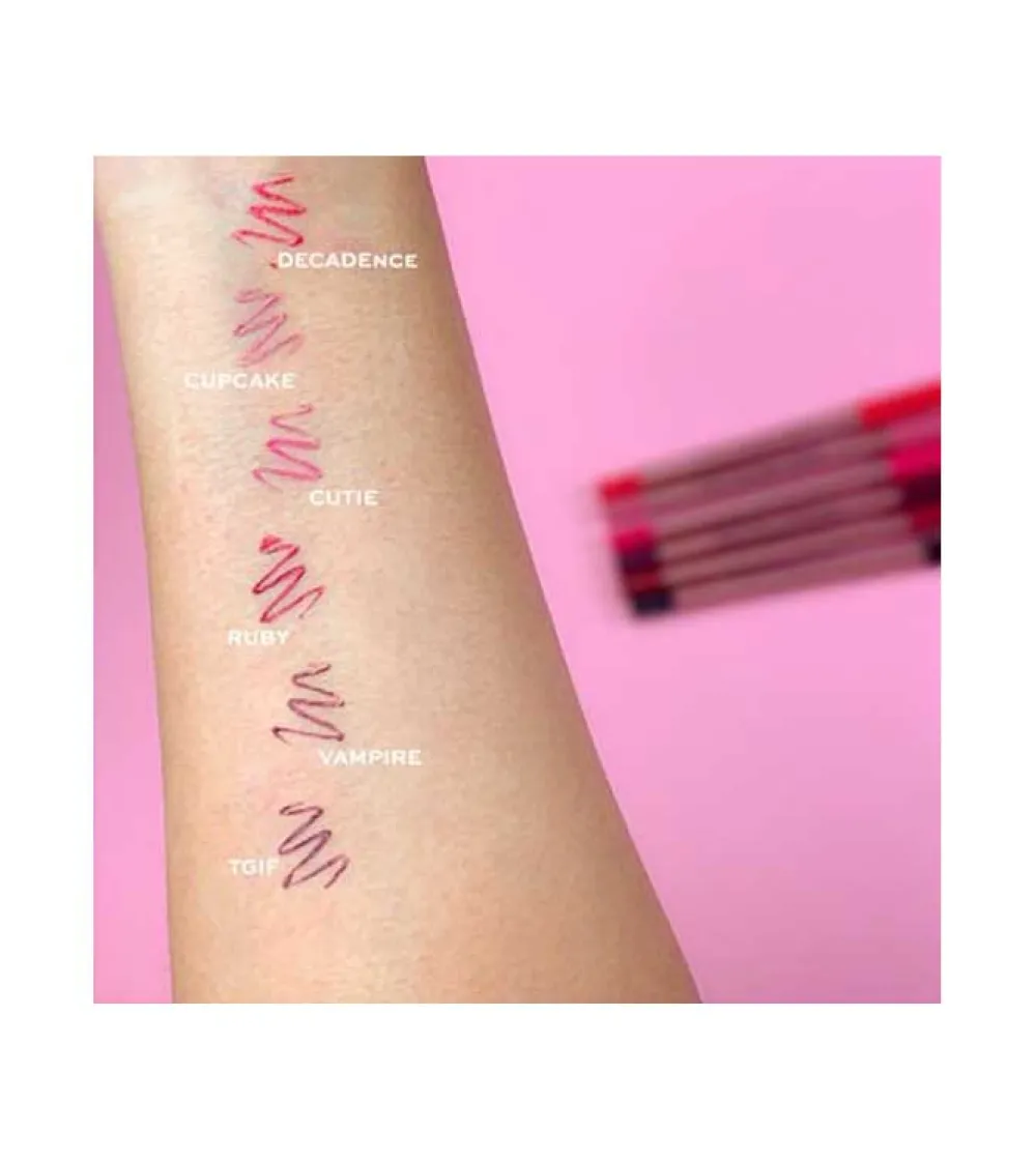 Revolution - Perfilador de labios Satin Kiss - Cutie>Makeup Revolution New