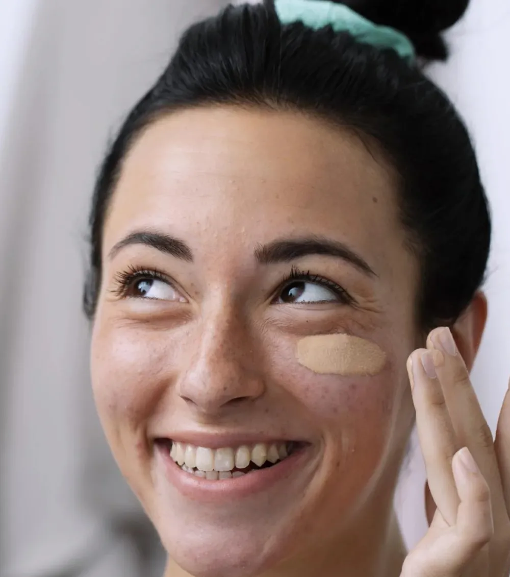 *Sebiaclear* - Crema facial con color cuidado intensivo anti-imperfecciones - Pieles con tendencia acnéica>SVR Hot