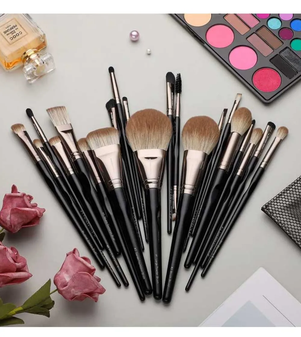 Set 21 brochas de maquillaje Black Swan>Eigshow Online