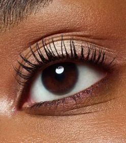 Sombra de ojos en crema Metallic Spark - 010: Champagne Chic><noscript><img width=