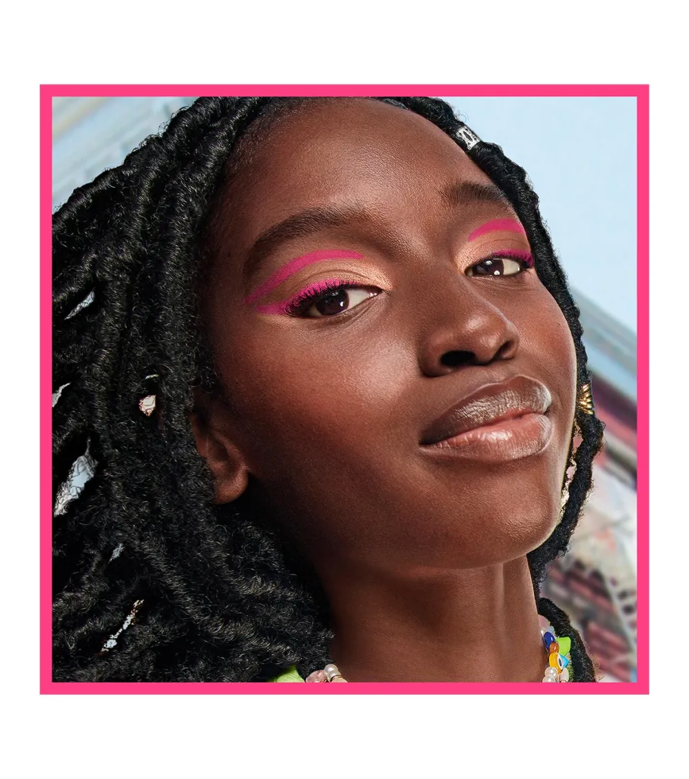 Sombra de ojos en stick Color Tattoo 24H Eye Stix - 15: I am Confident>Maybelline Best