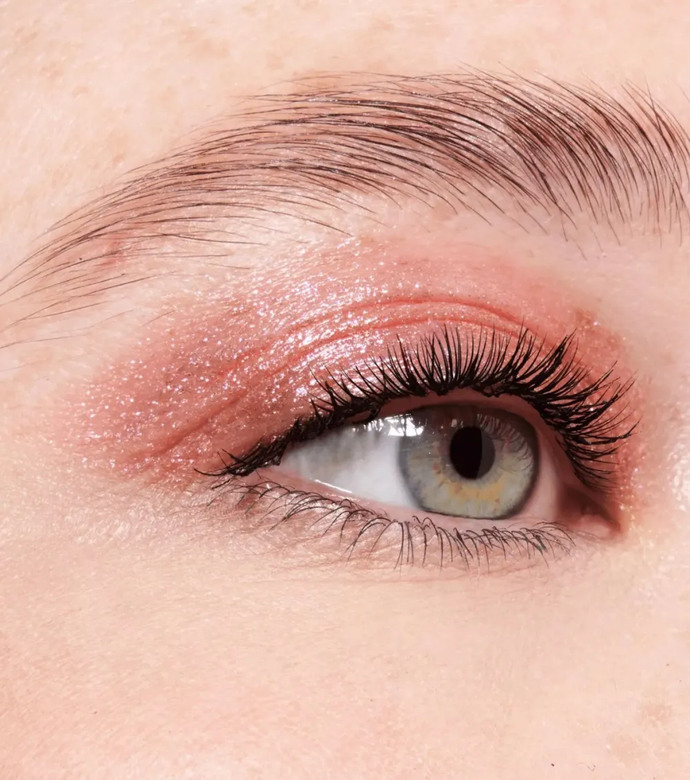 Sombra de ojos líquida Space Glam Chrome - 020: Cosmic Lights>Catrice Best