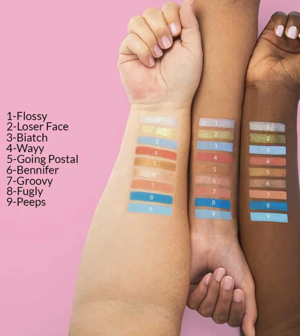*Totally Plastic* - Mini paleta de sombras Iggy Azalea - Blue fur>BH Cosmetics New