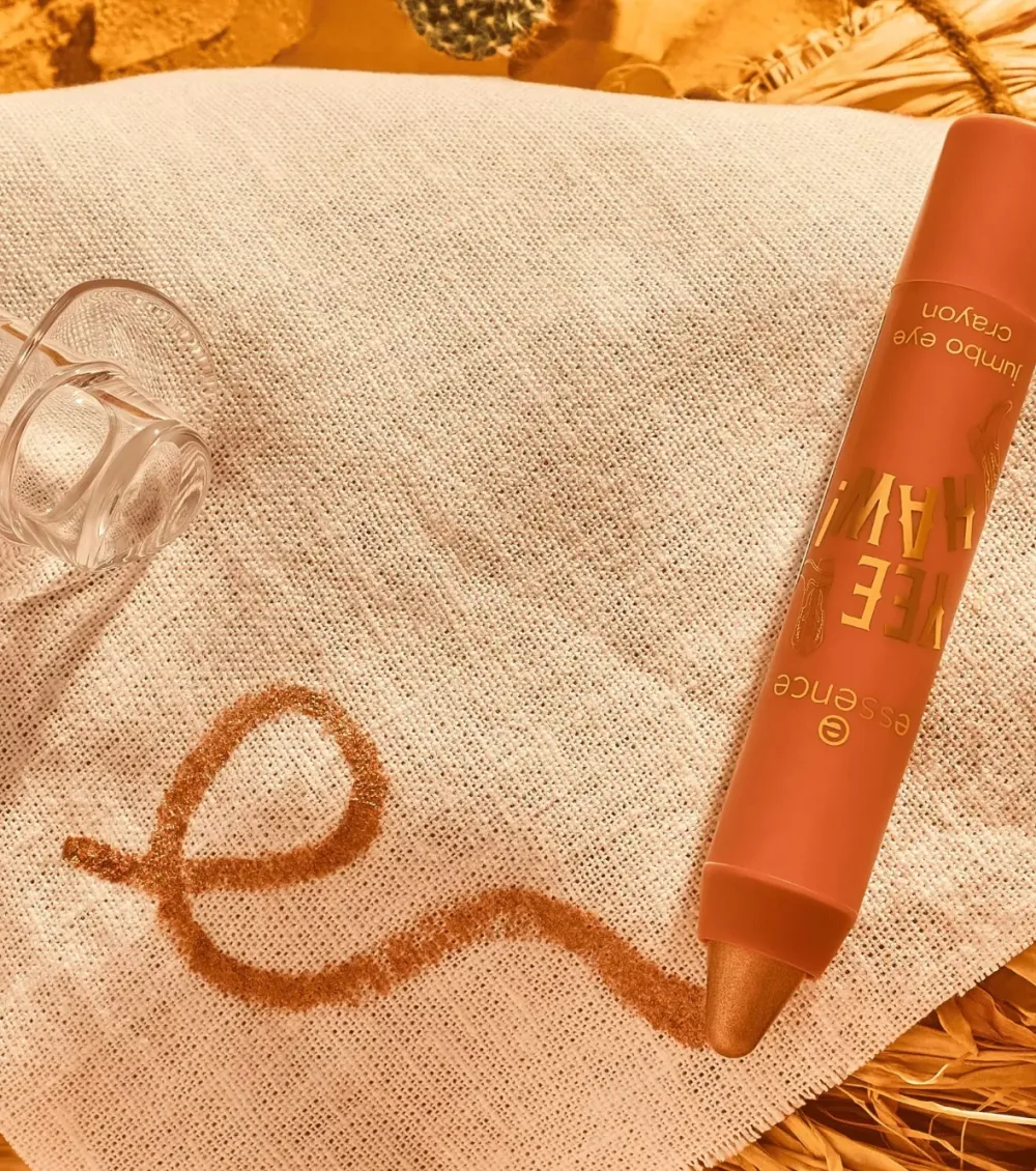 *YEE HAW!* - Lápiz de ojos con shimmer Jumbo Eye Crayon>essence